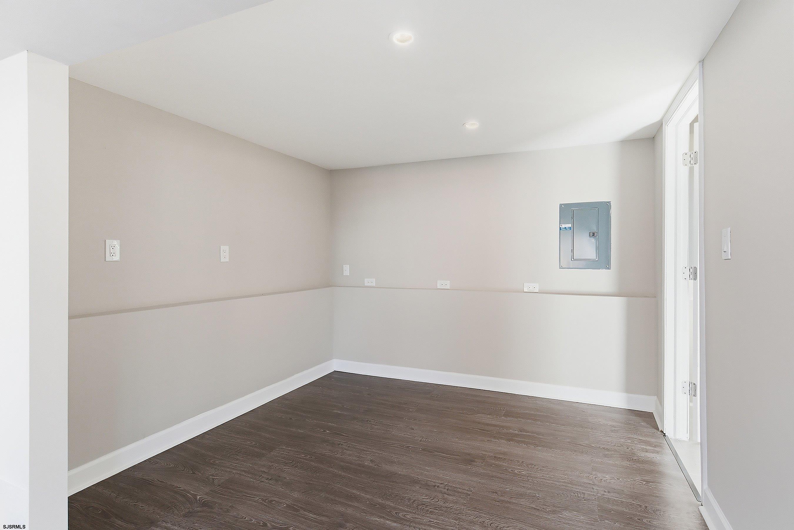 183 Jordan Road Somers Point, NJ 08244 - Photo 37 of 42 a view of a room with wooden floor