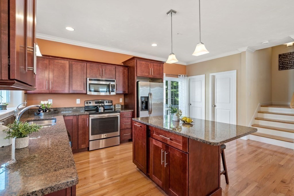 86 Compass Point, Unit 86 North Andover, MA 01845 - Photo 6 of 20 Gallery Image 6