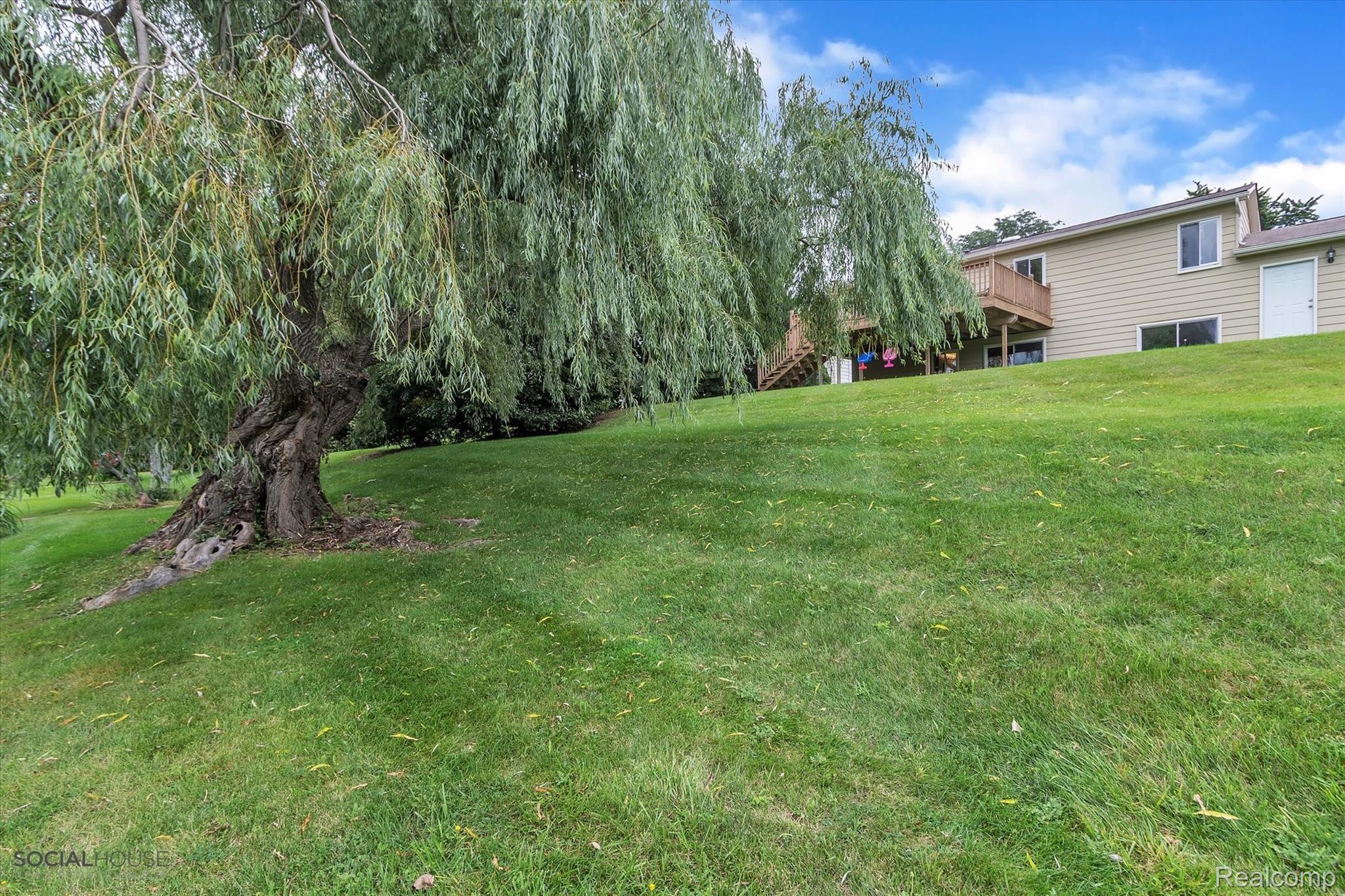 41272 Village Lake Road Novi, MI 48375 - Photo 40 of 56 40-41272-Village-Lake-Rd-Windowstill-Real-Estate-Photography-40.jpg