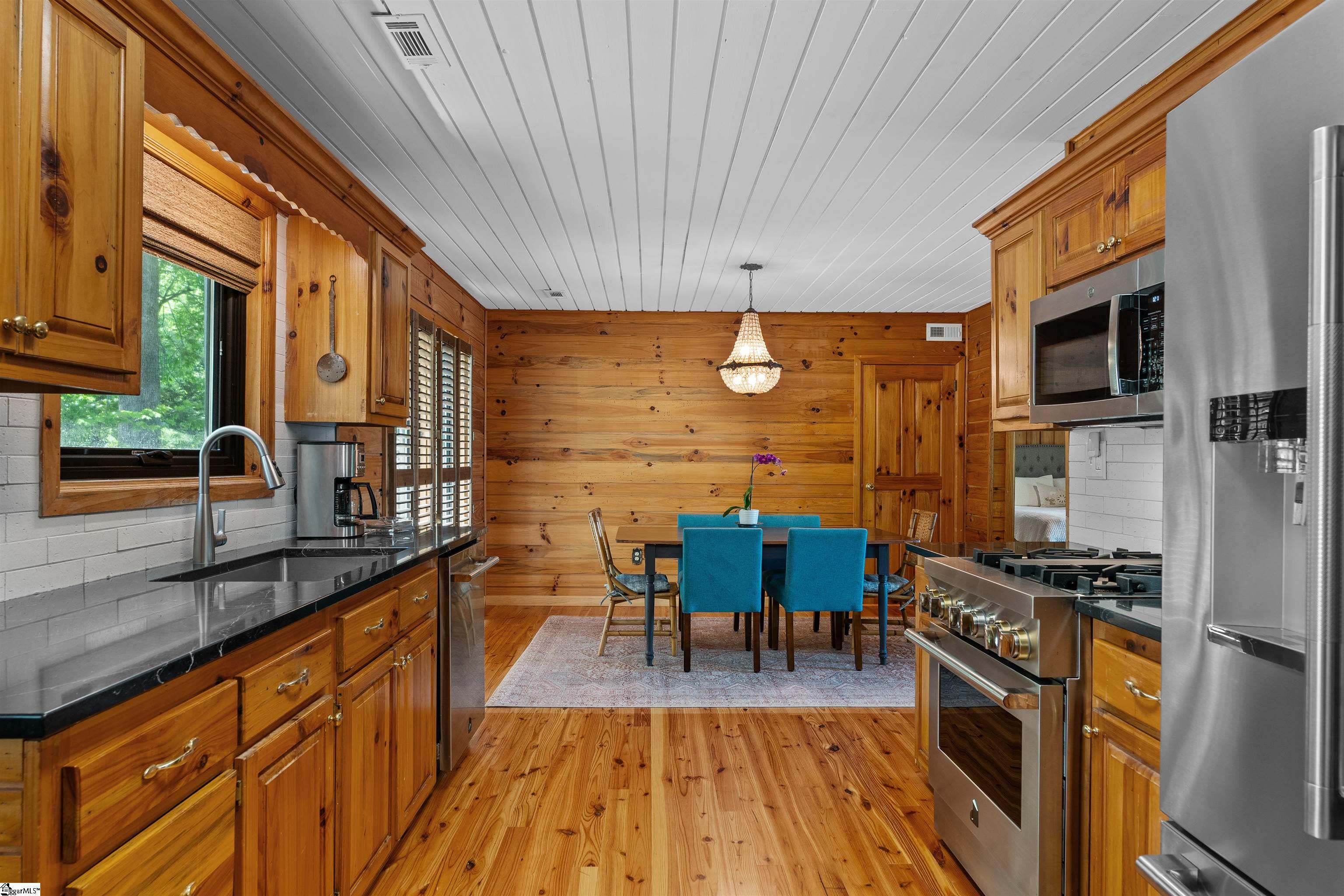 295 Sugarhill Road Seneca, SC 29672 - Photo 14 of 50 Gallery Image 14