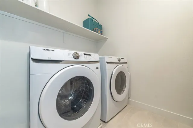 $1,199,999 | 10502 Triple Crown Lane, Cypress, CA 90720