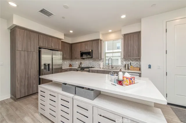 $1,199,999 | 10502 Triple Crown Lane, Cypress, CA 90720