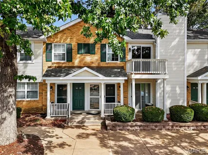 $169,900 | 9067 Wrenwood Lane, Brentwood, MO 63144