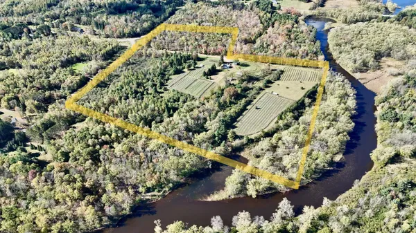 $525,000 | W6098 Stelling Road, Tomahawk, WI 54487
