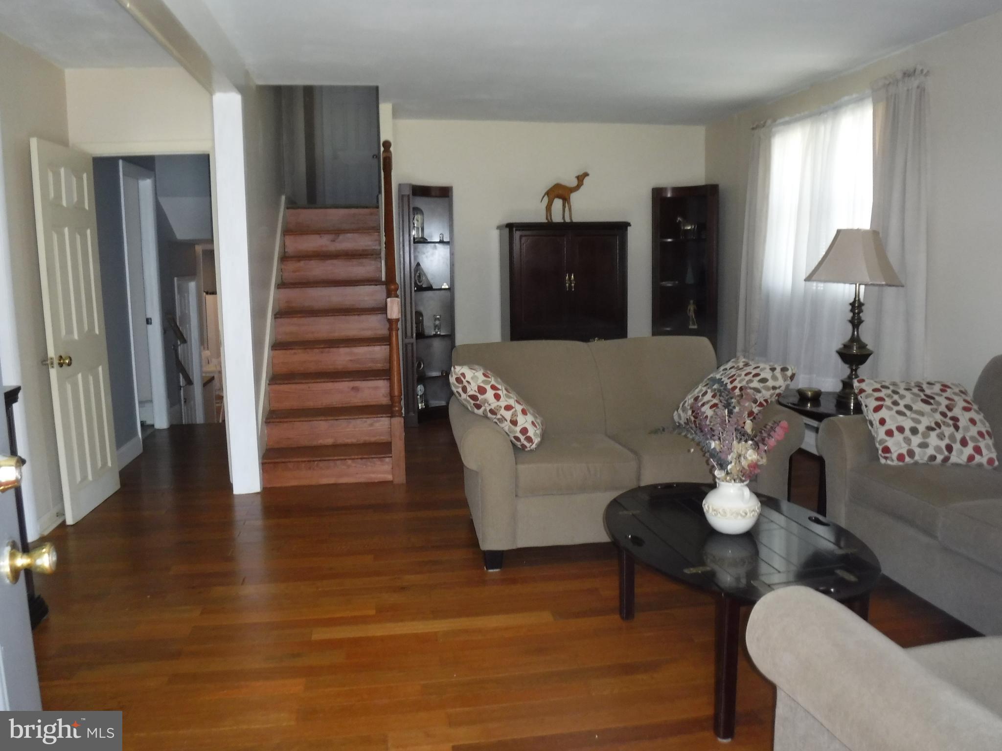 942 Rosa Avenue Croydon, PA 19021 - Photo 8 of 21 Gallery Image 8