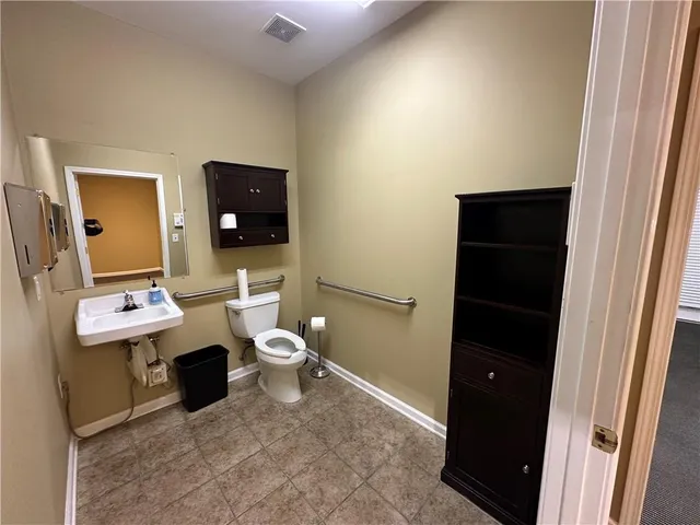 $2,300 | 4462 Bretton Court Northwest, Unit 11, Acworth, GA 30101