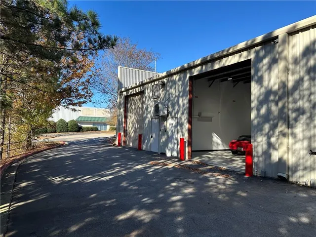 $2,300 | 4462 Bretton Court Northwest, Unit 11, Acworth, GA 30101