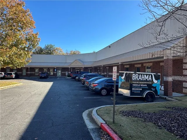 $2,300 | 4462 Bretton Court Northwest, Unit 11, Acworth, GA 30101