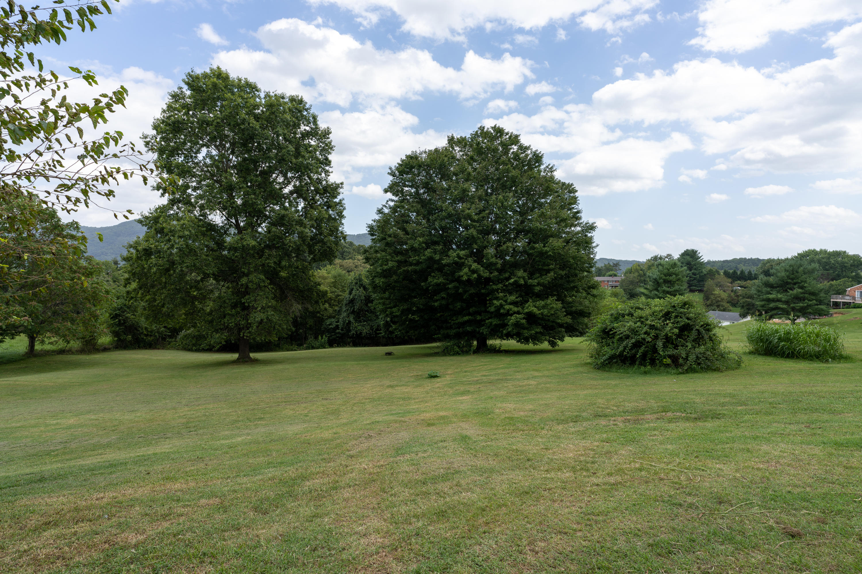 4055 Mockingbird Hill Road Roanoke, VA 24012 - Photo 25 of 34 4055 Mockingbird Hill Road-27