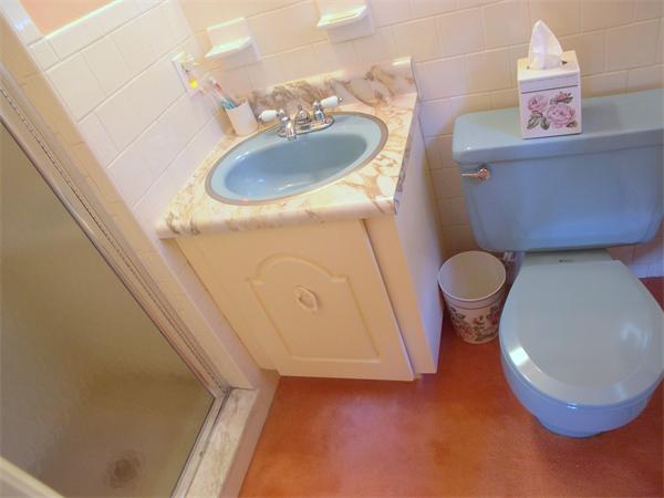 51 Ledgewood Road Framingham, MA 01701 - Photo 17 of 30 Gallery Image 17