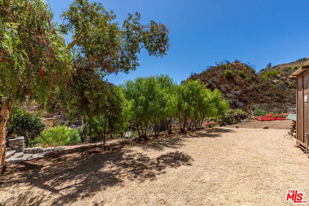 2961 Gorge Road Malibu, CA 90265 - Photo 53 of 58 Gallery Image 53