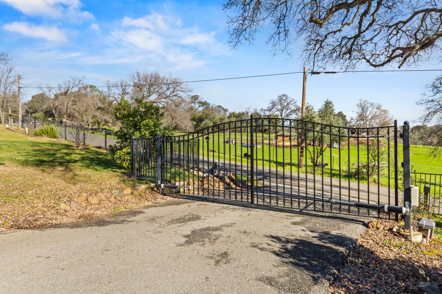 4287 Burnett Road Lincoln, CA 95648 - Photo 30 of 62 Fully fenced with an automatic gate