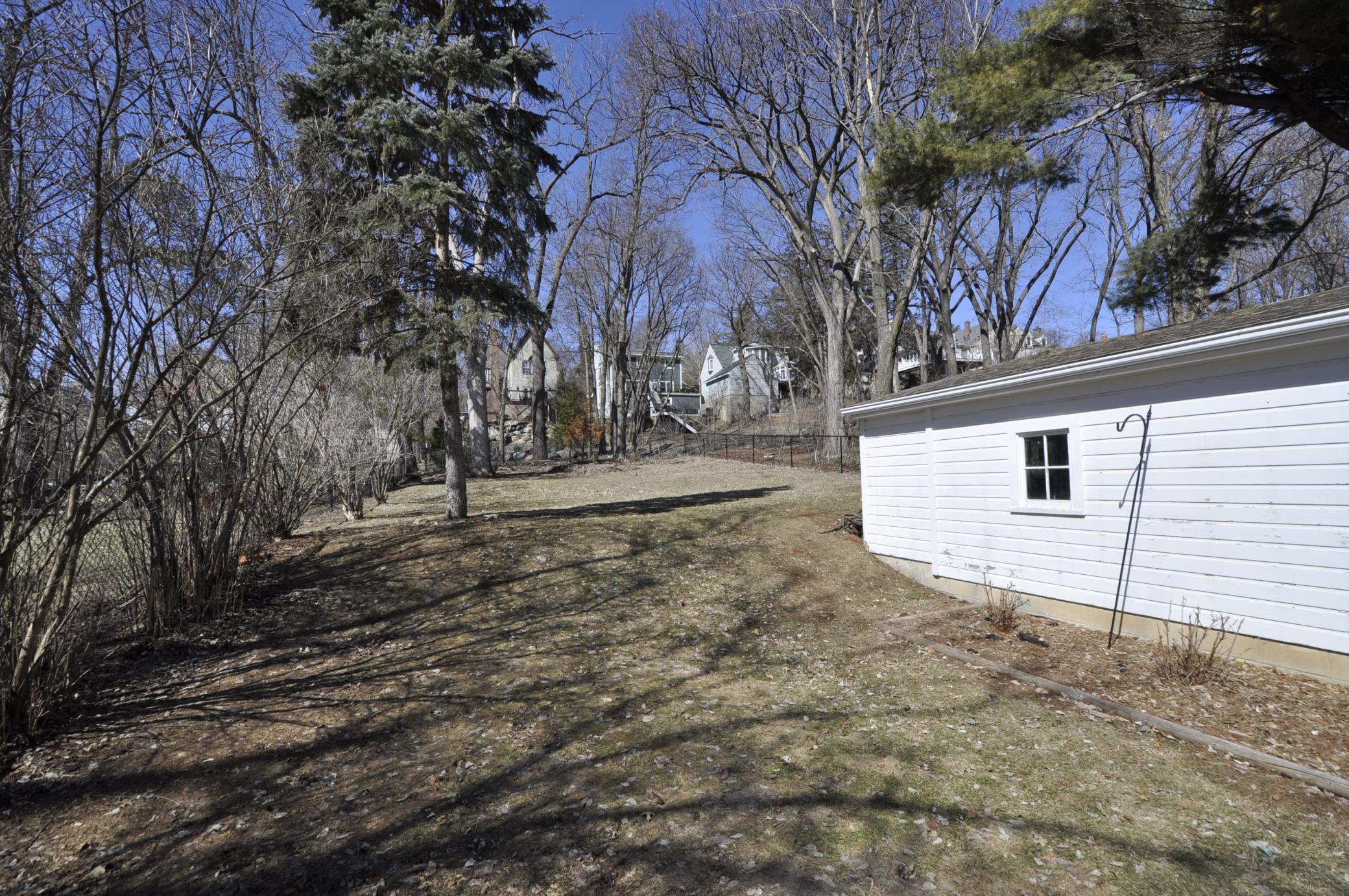 823 7th Avenue Southwest Rochester, MN 55902 - Photo 38 of 44