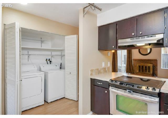 10233 Southwest Denney Road Beaverton, OR 97008 - Photo 6 of 16 Gallery Image 6