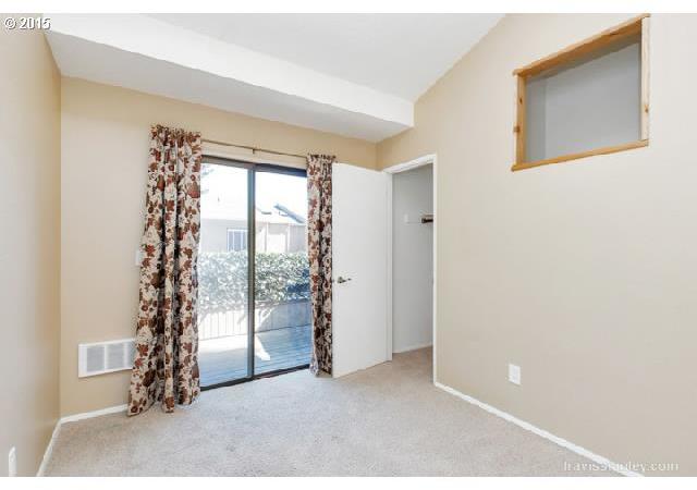10233 Southwest Denney Road Beaverton, OR 97008 - Photo 8 of 16 Gallery Image 8