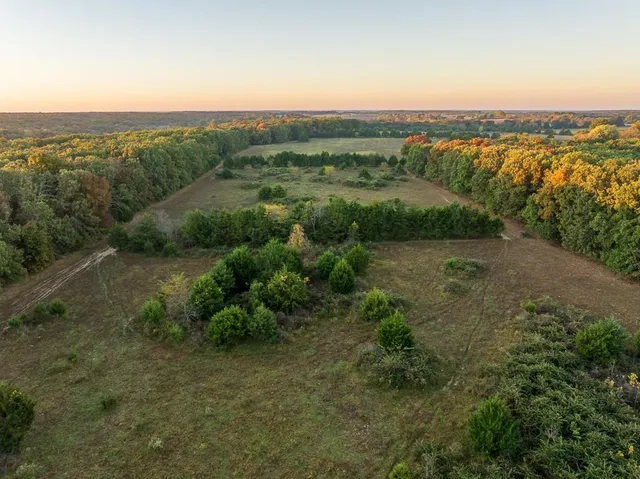 $725,000 | 13605 Southeast 226, Osceola, MO 64776