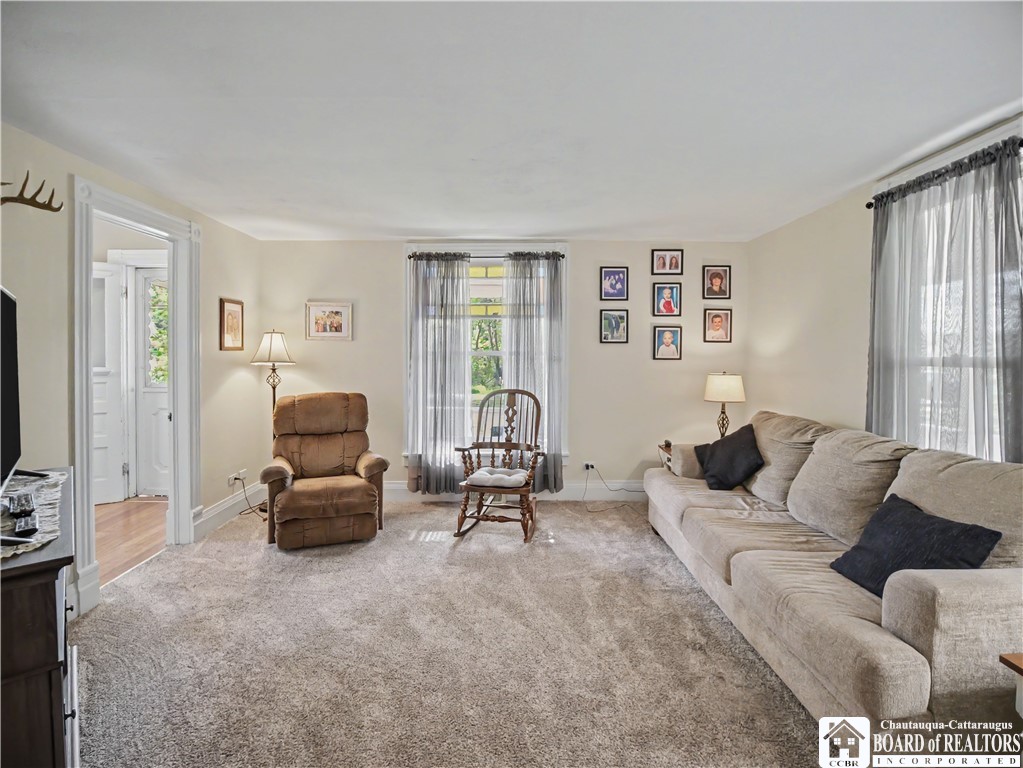 12210 Hanford Road Hanover, NY 14136 - Photo 11 of 36