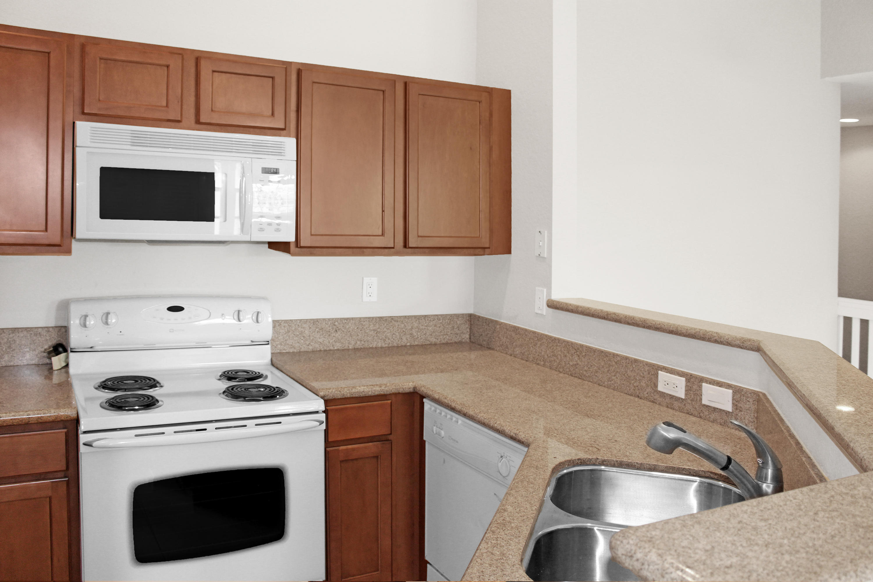 3025 Laurel Ridge Circle Riviera Beach, FL 33404 - Photo 13 of 36 Thousand Oaks_Kitchen