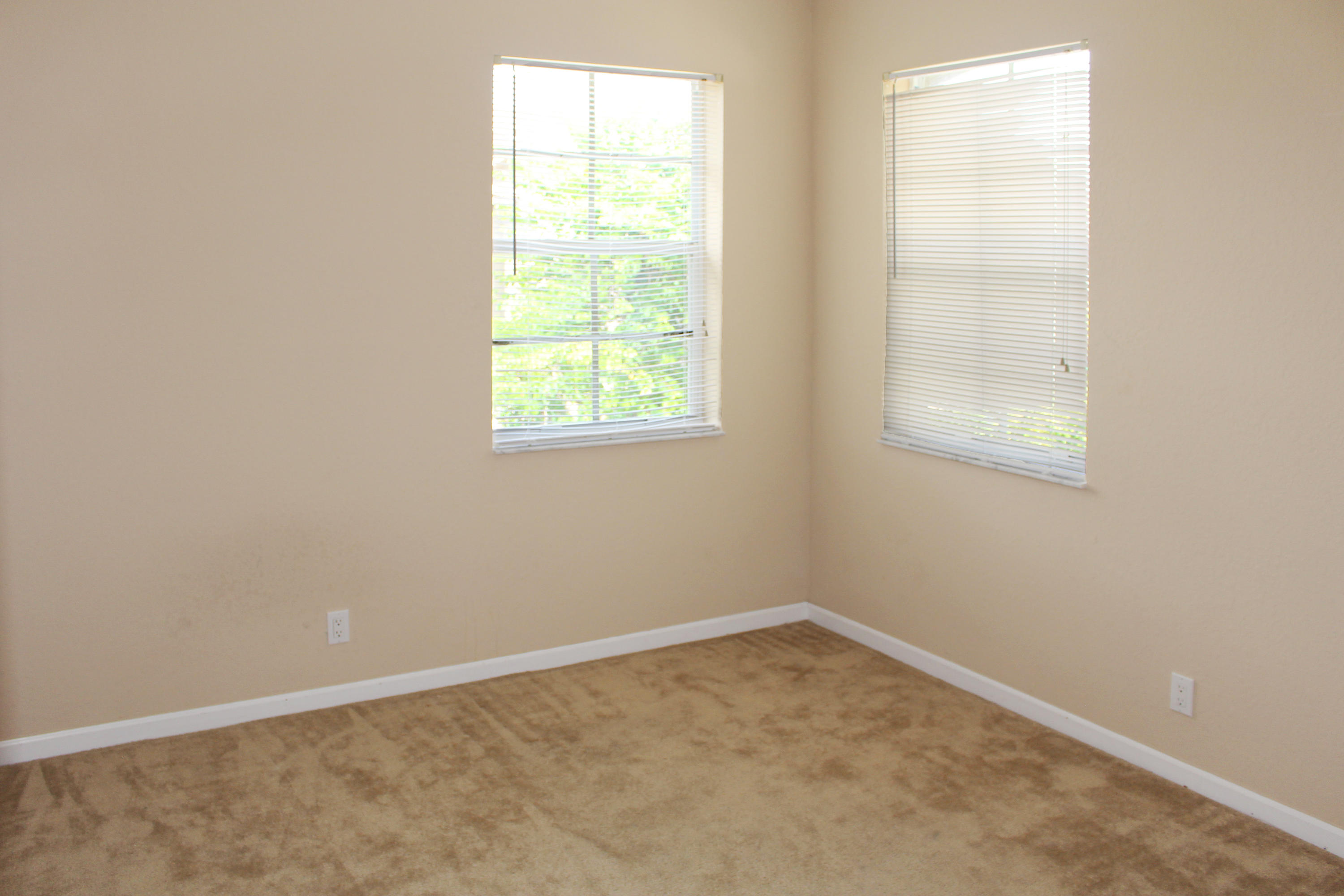 3025 Laurel Ridge Circle Riviera Beach, FL 33404 - Photo 14 of 36 Thousand Oaks_Master Bedroom