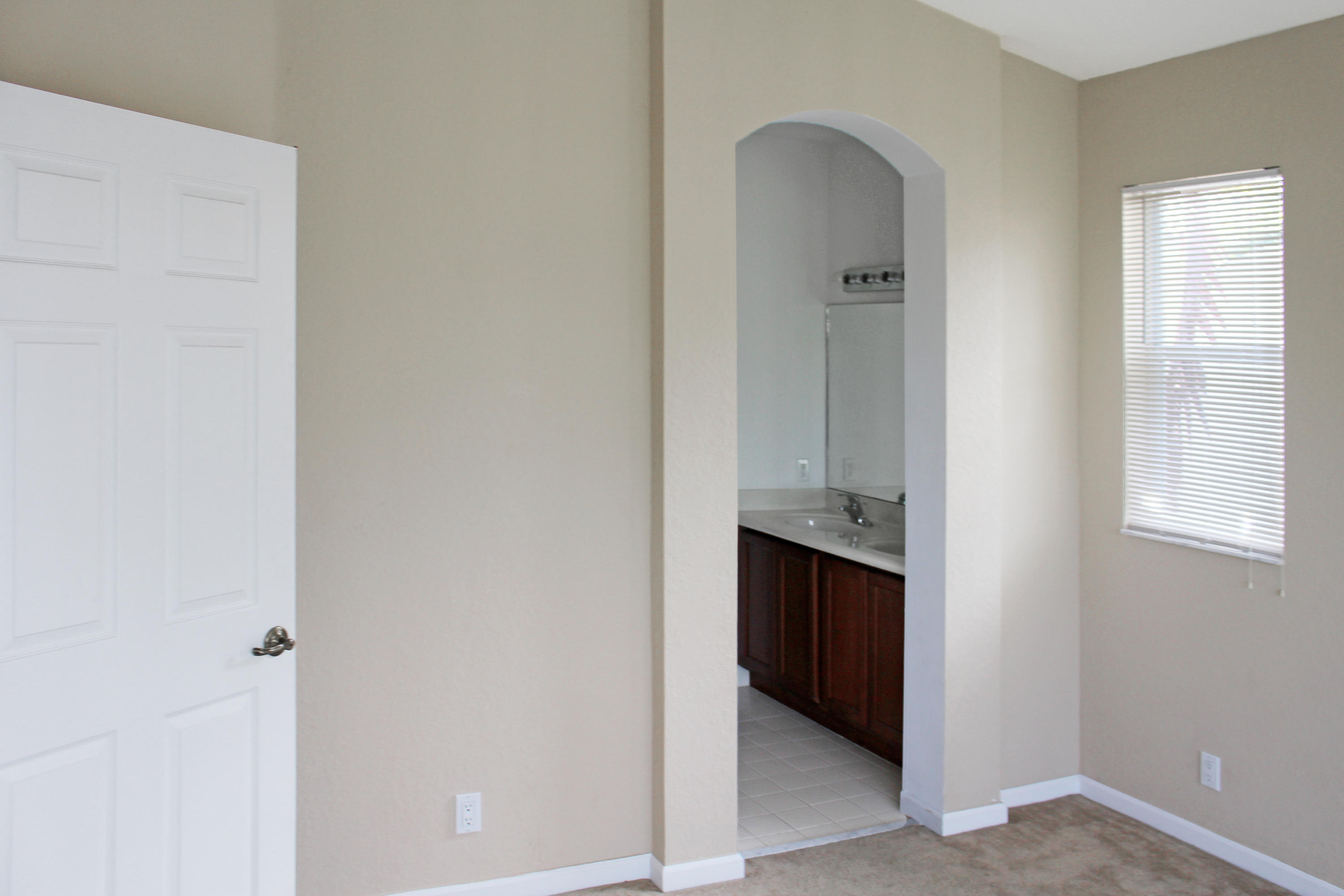 3025 Laurel Ridge Circle Riviera Beach, FL 33404 - Photo 15 of 36 Thousand Oaks_Master Bedroom
