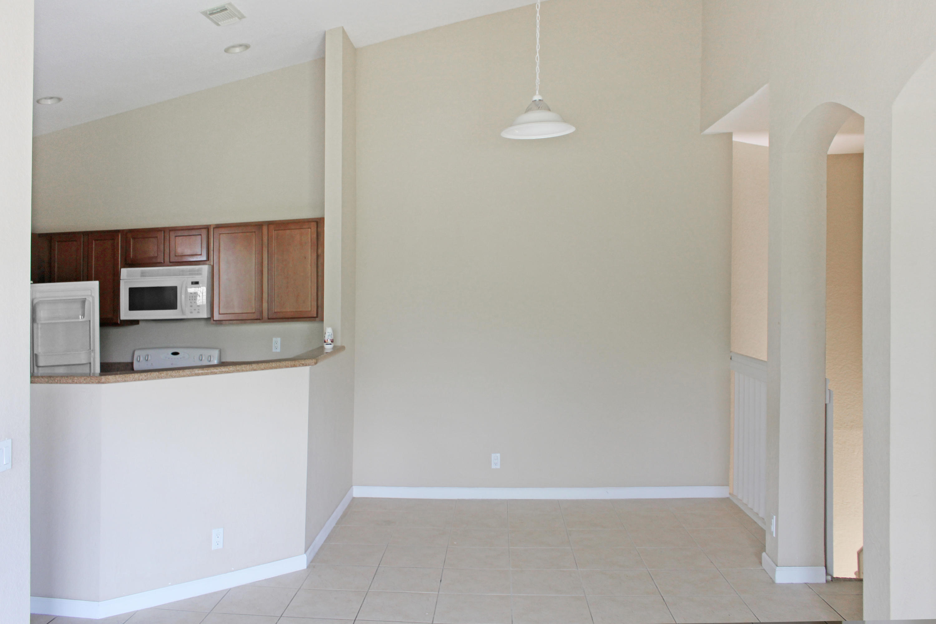 3025 Laurel Ridge Circle Riviera Beach, FL 33404 - Photo 6 of 36 Thousand Oaks_Dining Room