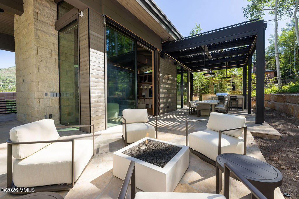 466 West Forest Road Vail, CO 81657 - Photo 17 of 20 2606_466_forest_rd_a_exterior_patio_c