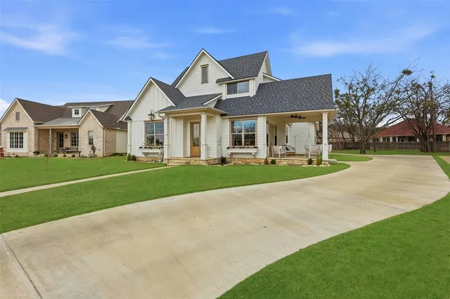 $670,000 | 108 Dove Meadow Lane, Glen Rose, TX 76043