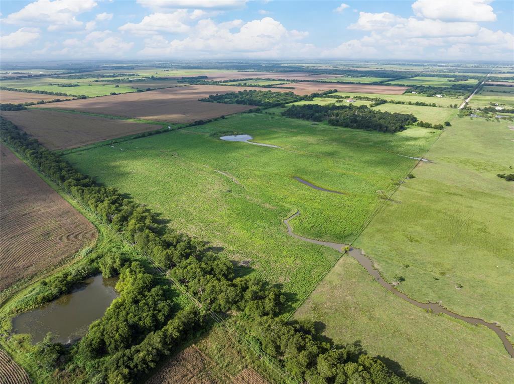 152 County Road 152 Riesel, TX 76682 - Photo 24 of 27 a view of an ocean and beach