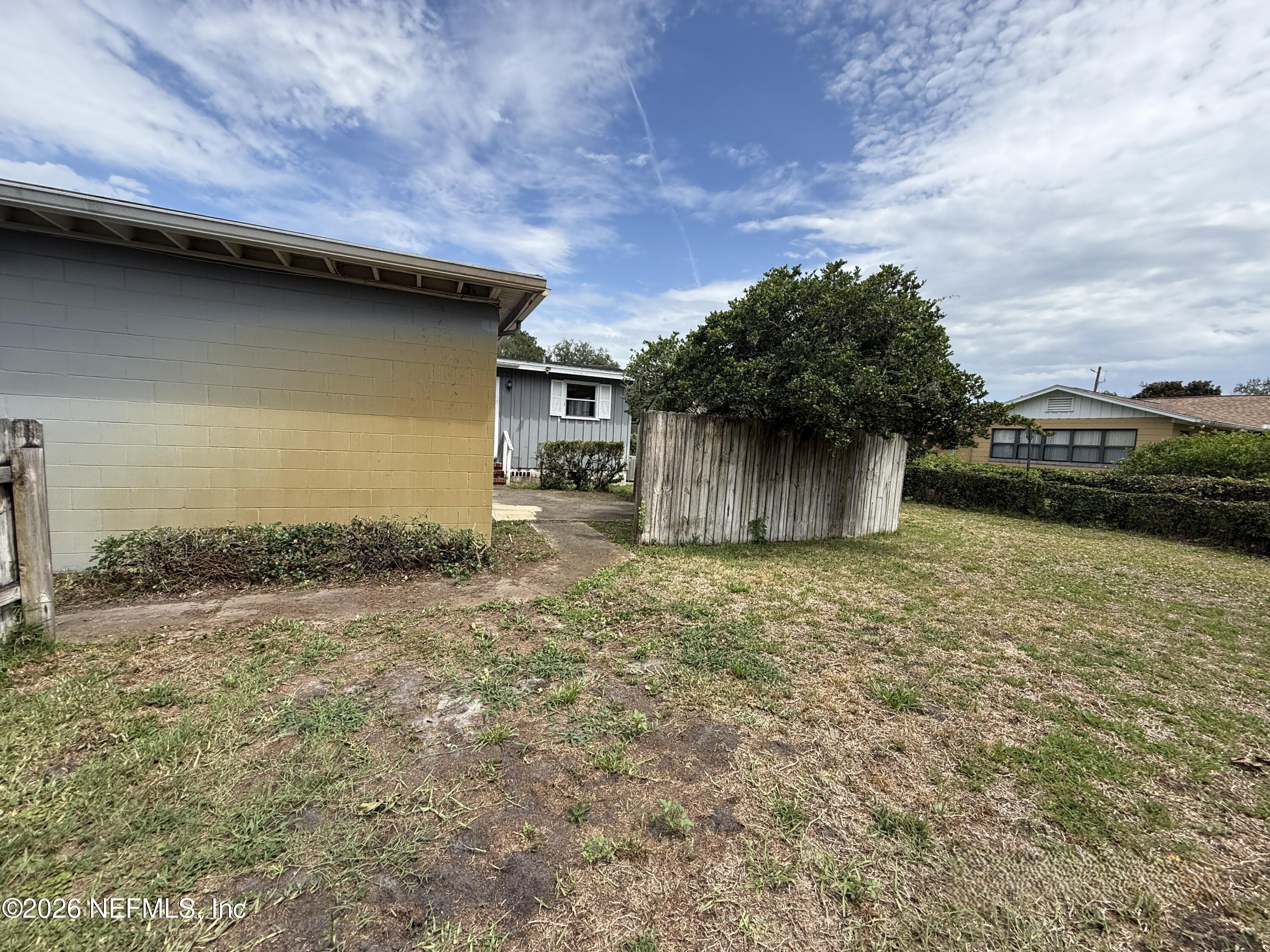3836 Marianna Road Jacksonville, FL 32217 - Photo 4 of 21 west side rear
