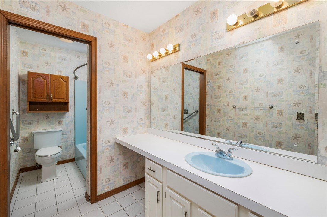 285 Randall Avenue Warwick, RI 02889 - Photo 18 of 37