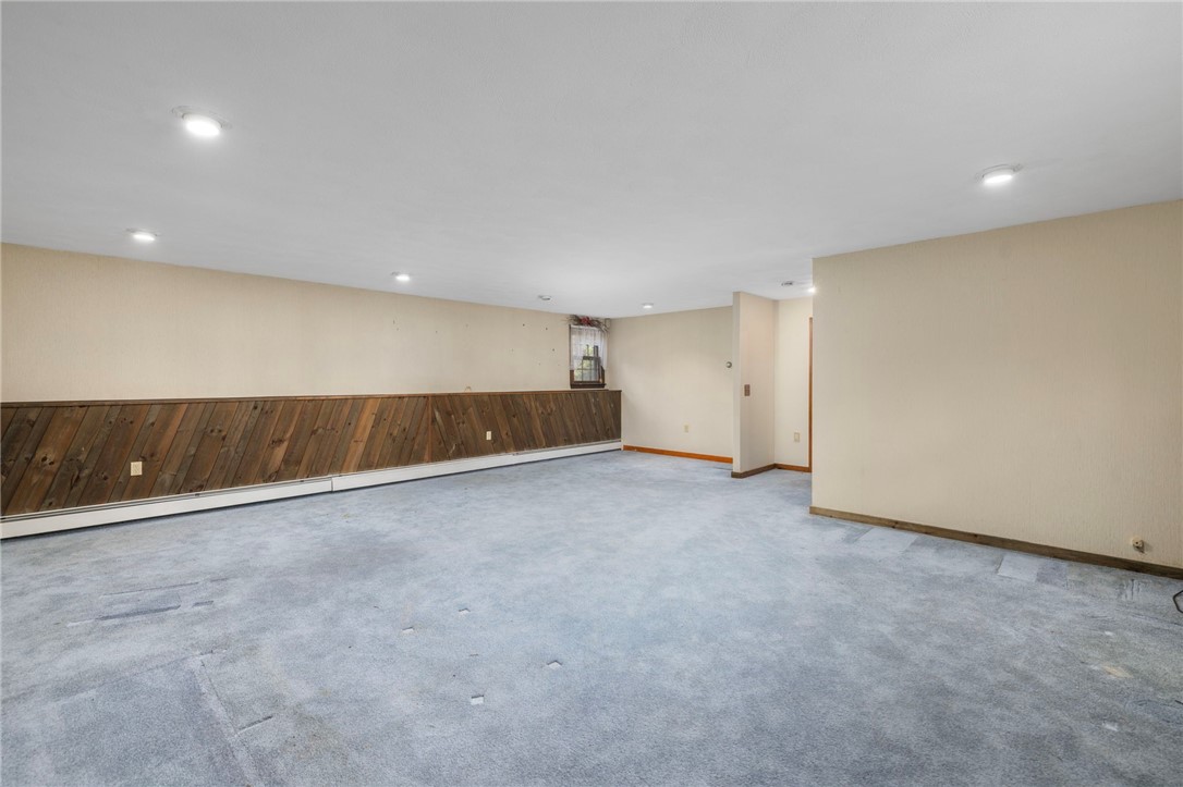 285 Randall Avenue Warwick, RI 02889 - Photo 24 of 37 BONUS room (lower level)