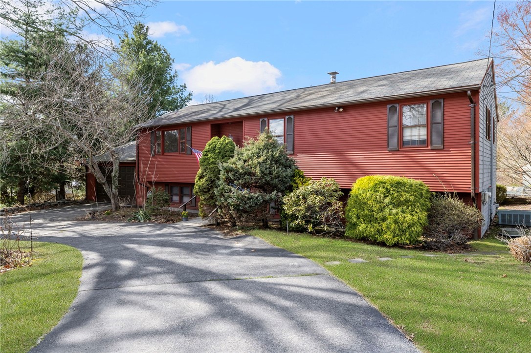 285 Randall Avenue Warwick, RI 02889 - Photo 6 of 37