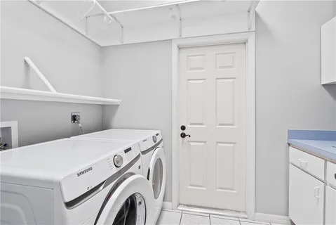 $425,000 | 2940 3rd Street Southwest, Vero Beach, FL 32968