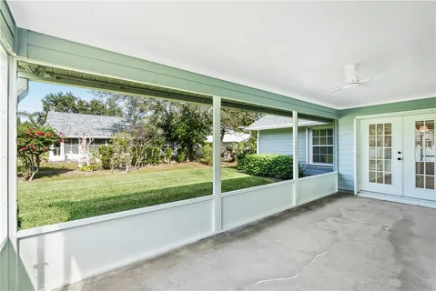$400,000 | 2940 3rd Street Southwest, Vero Beach, FL 32968