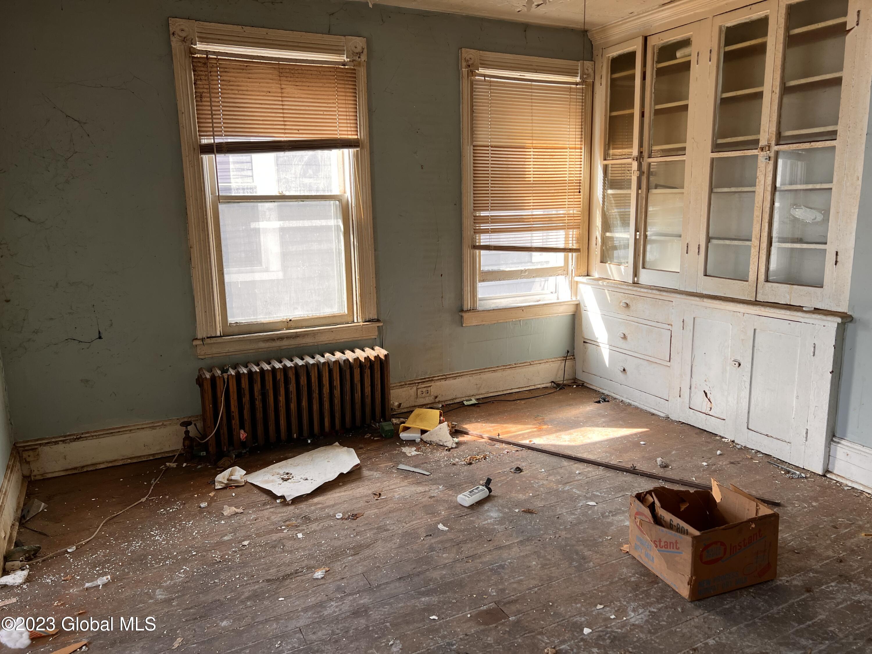 91 Division Street Schenectady, NY 12304 - Photo 12 of 21 IMG-0236