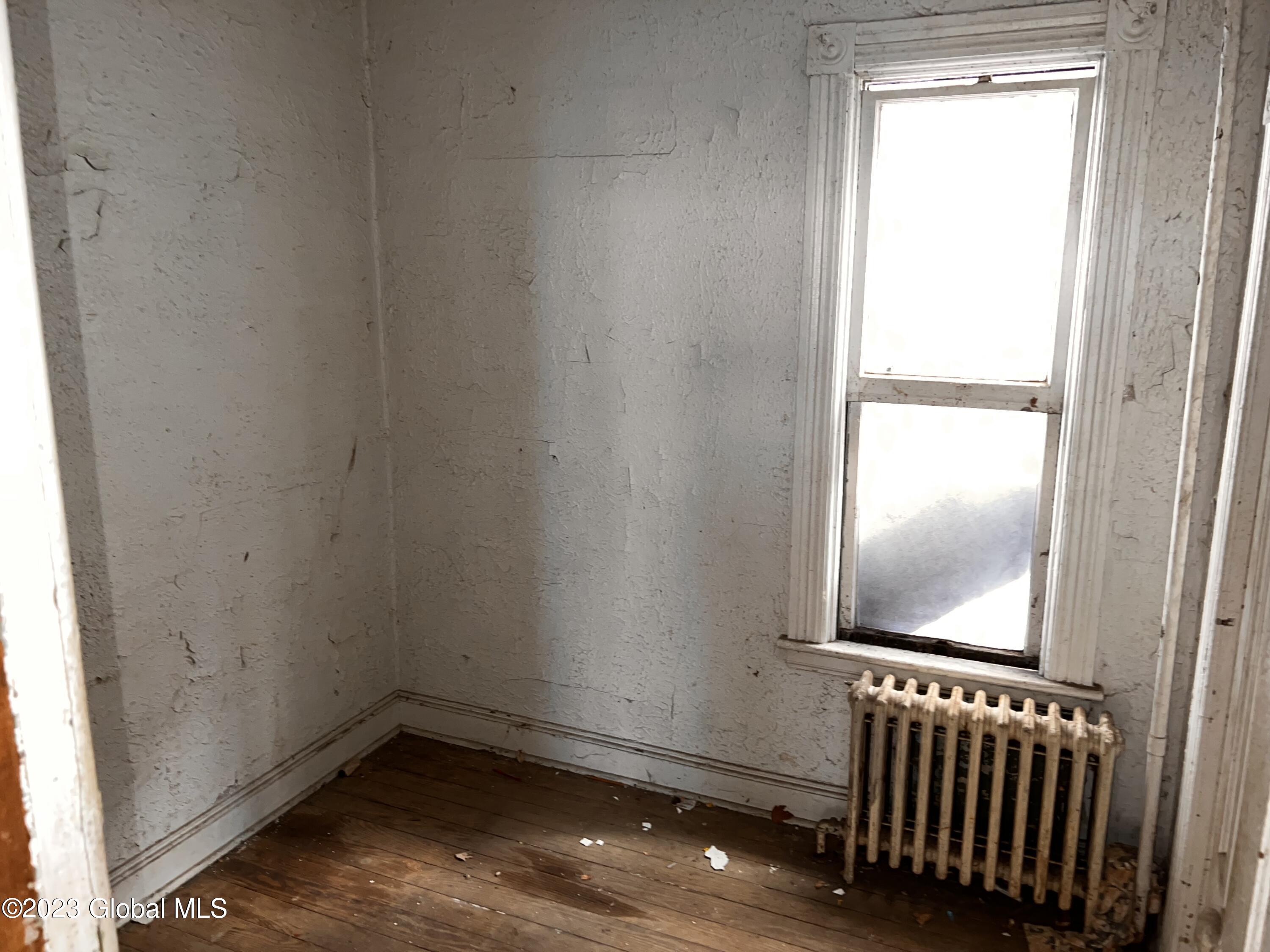 91 Division Street Schenectady, NY 12304 - Photo 10 of 21 IMG-0231