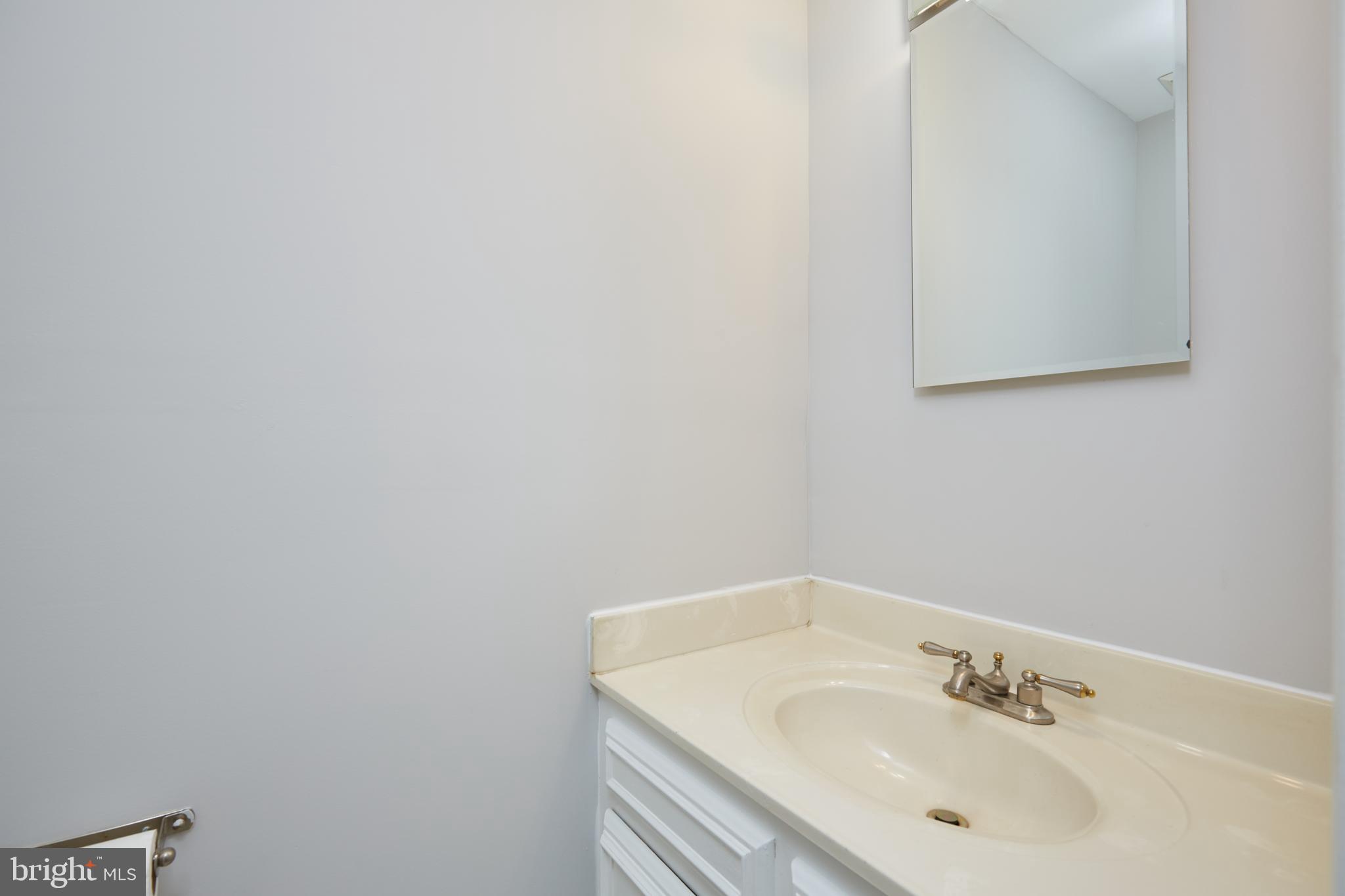 2 Narrows Court Silver Spring, MD 20906 - Photo 20 of 47 Gallery Image 20