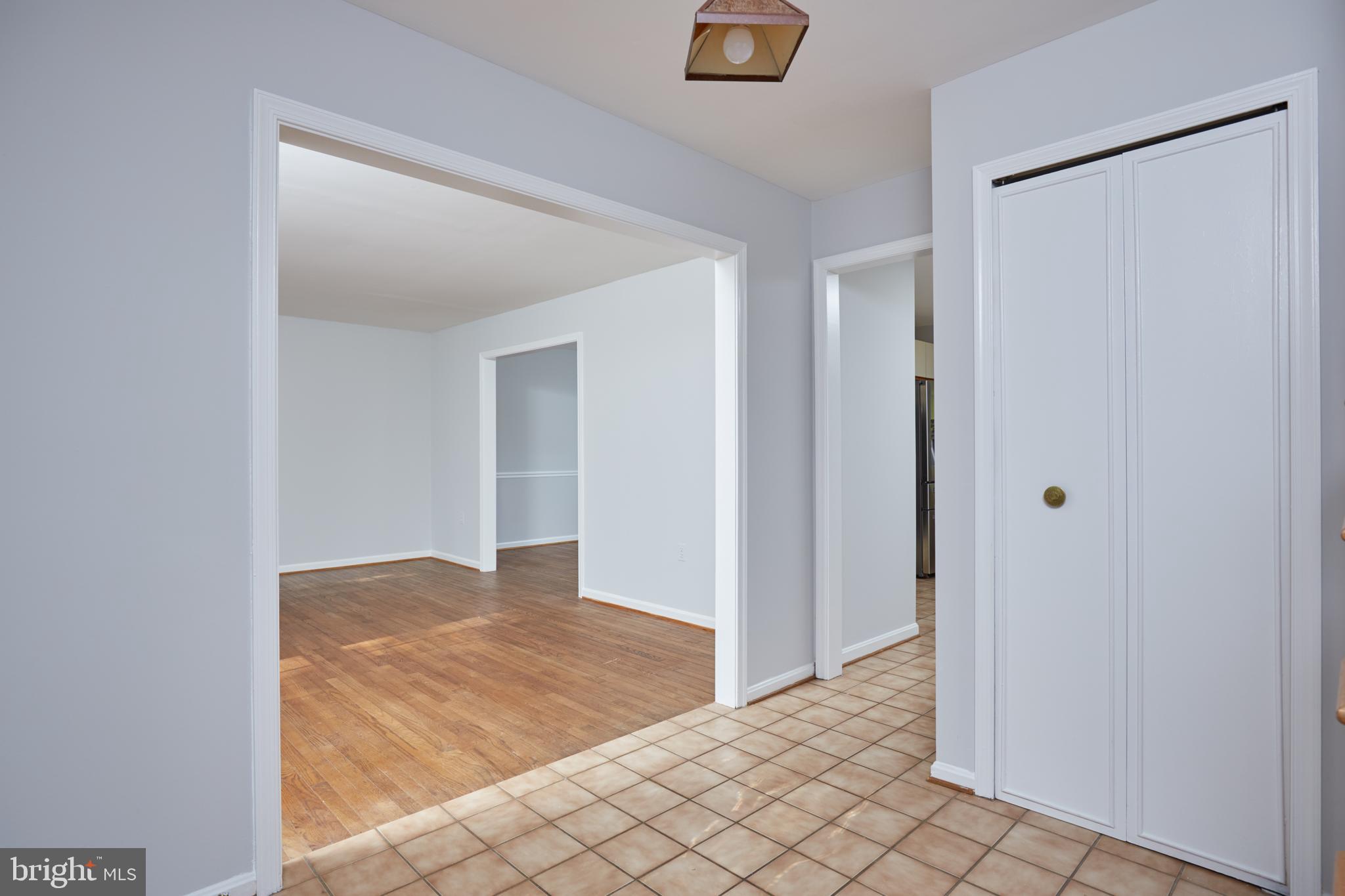 2 Narrows Court Silver Spring, MD 20906 - Photo 3 of 47 Gallery Image 3