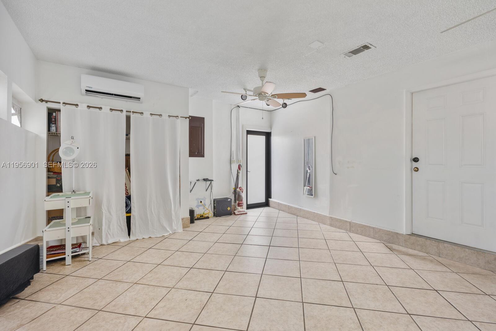 13850 Southwest 285th Terrace Homestead, FL 33033 - Photo 15 of 24