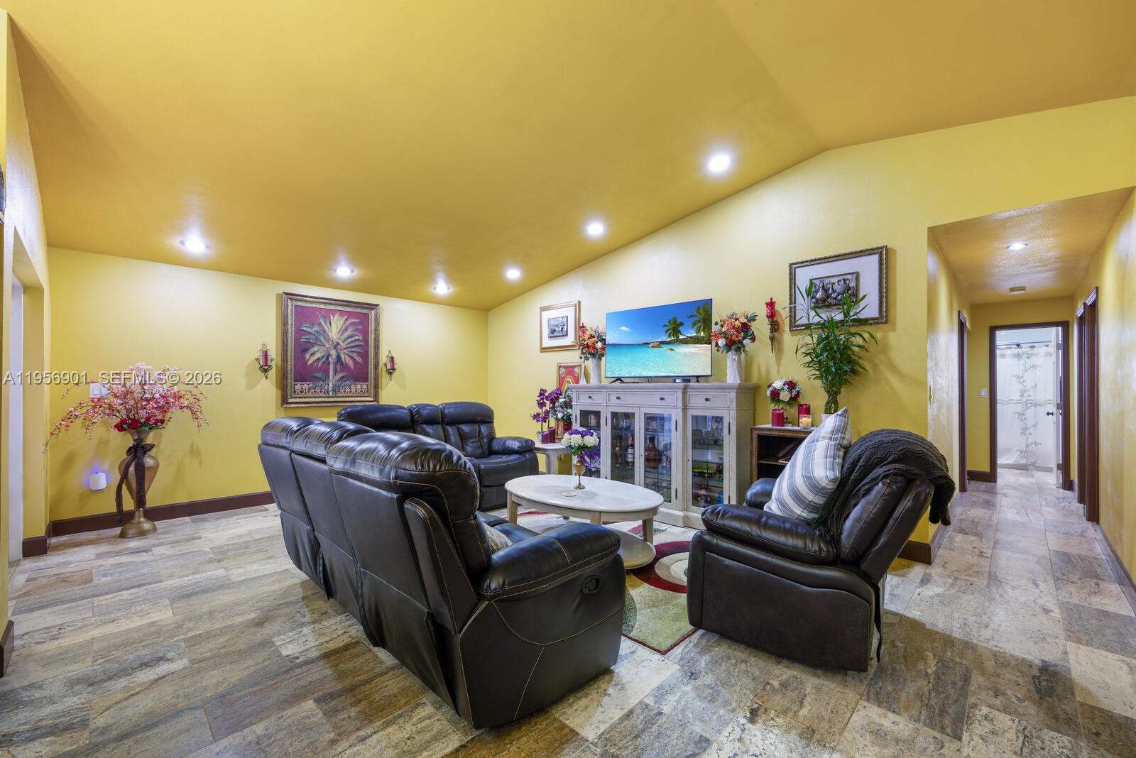 13850 Southwest 285th Terrace Homestead, FL 33033 - Photo 4 of 24