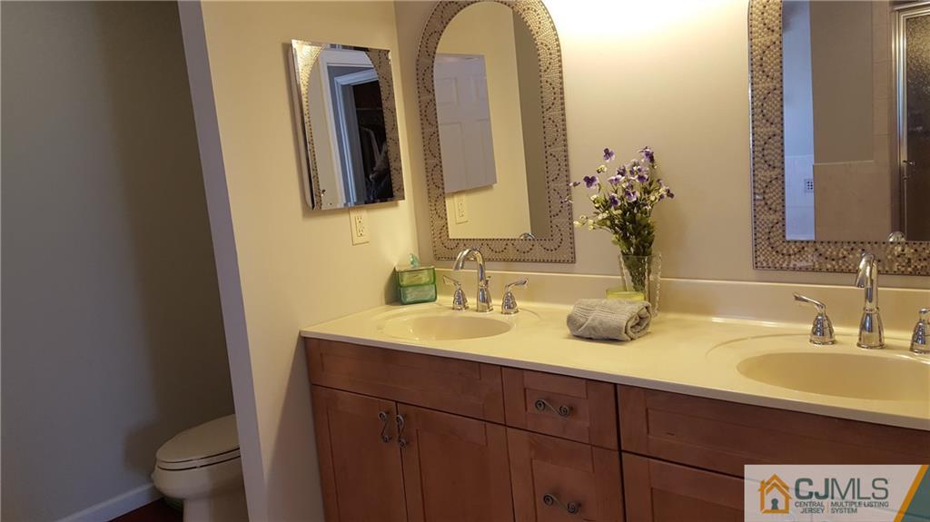 8 Mercer Street Edison, NJ 08820 - Photo 20 of 25 Gallery Image 20