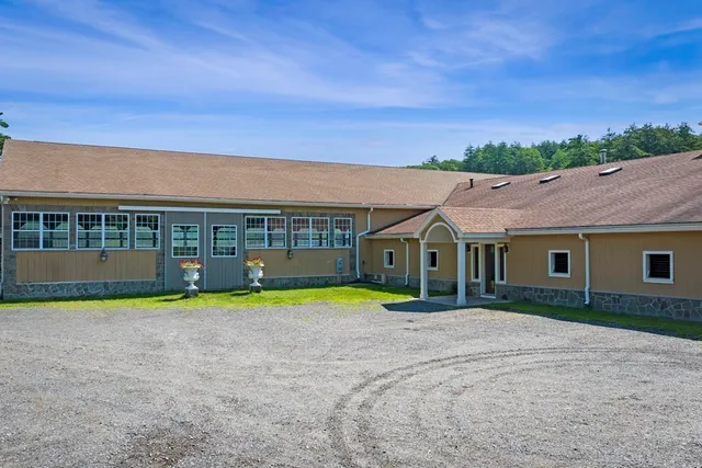 $4,500,000 | 84 Birch Meadow Road, Merrimac, MA 01860
