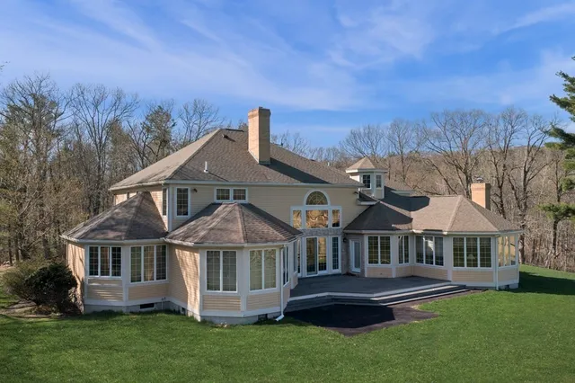$4,500,000 | 84 Birch Meadow Road, Merrimac, MA 01860