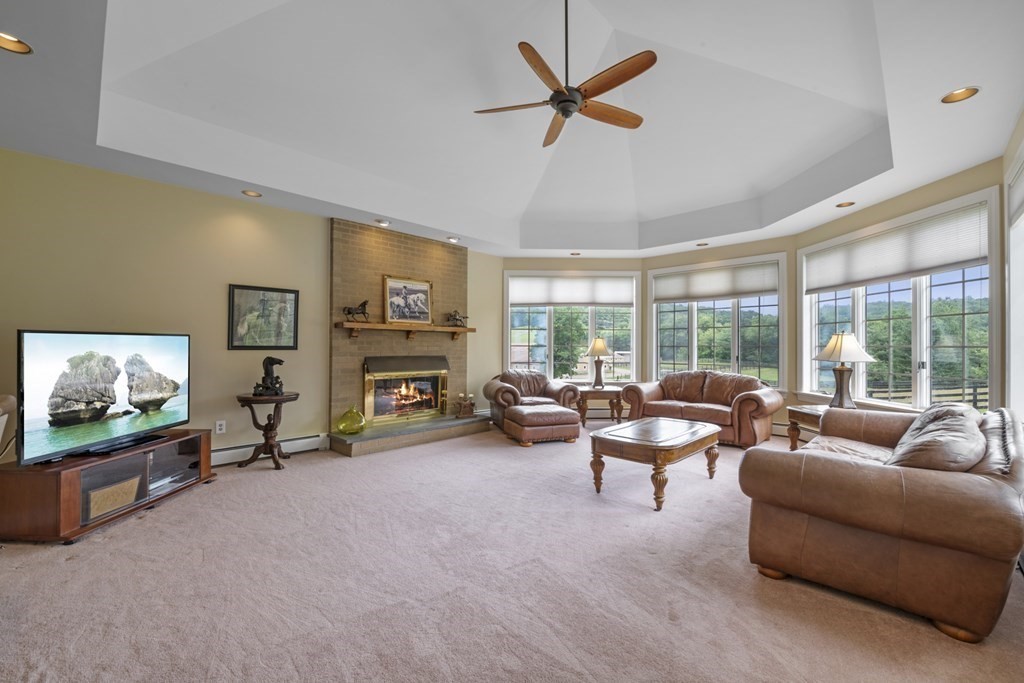 84 Birch Meadow Road Merrimac, MA 01860 - Photo 8 of 41