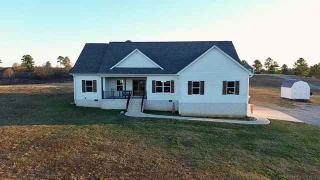 $550,000 | 325 Henderson Road, Evensville, TN 37332