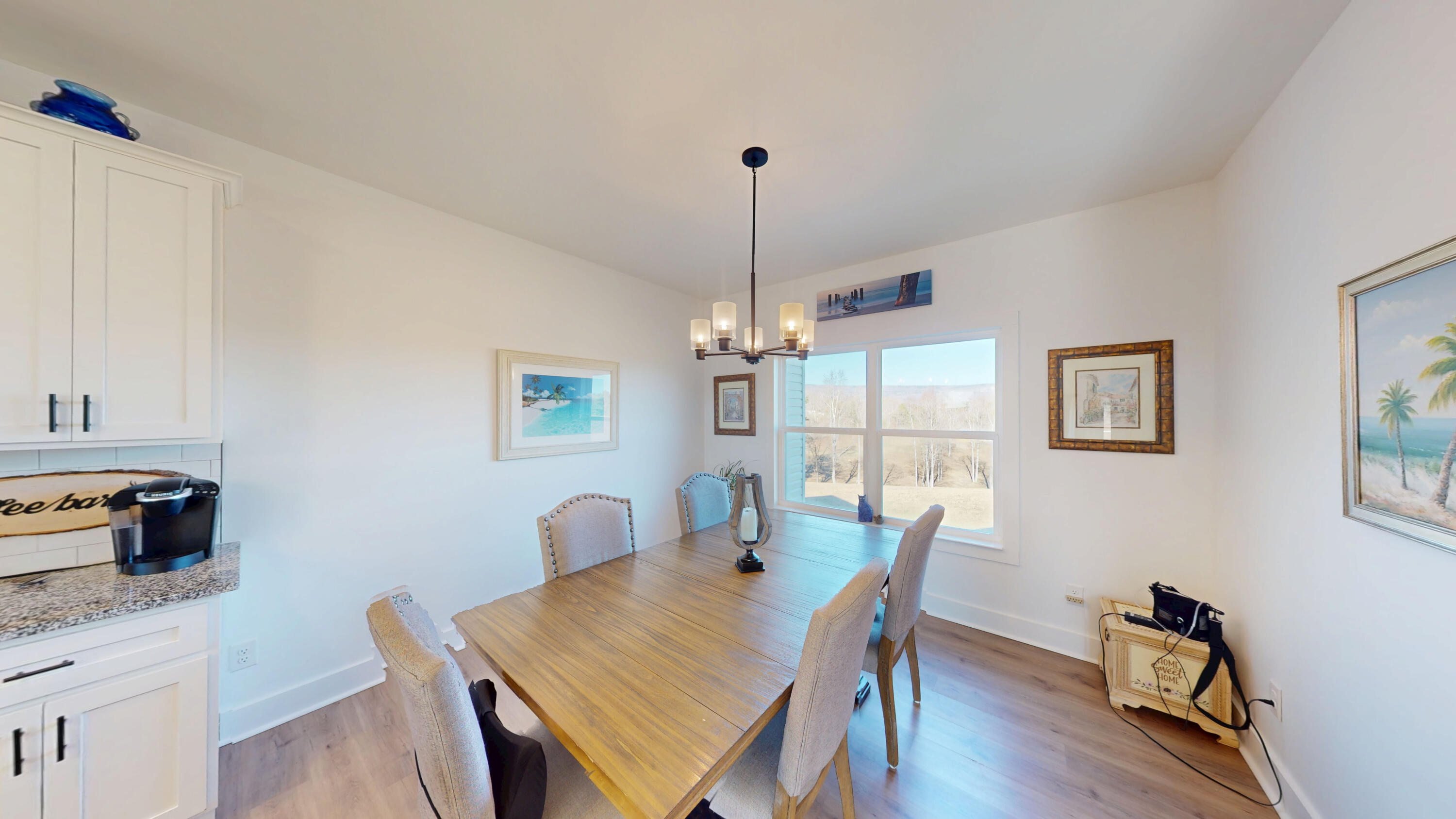 325 Henderson Road Evensville, TN 37332 - Photo 18 of 41 9-Dining Area 1