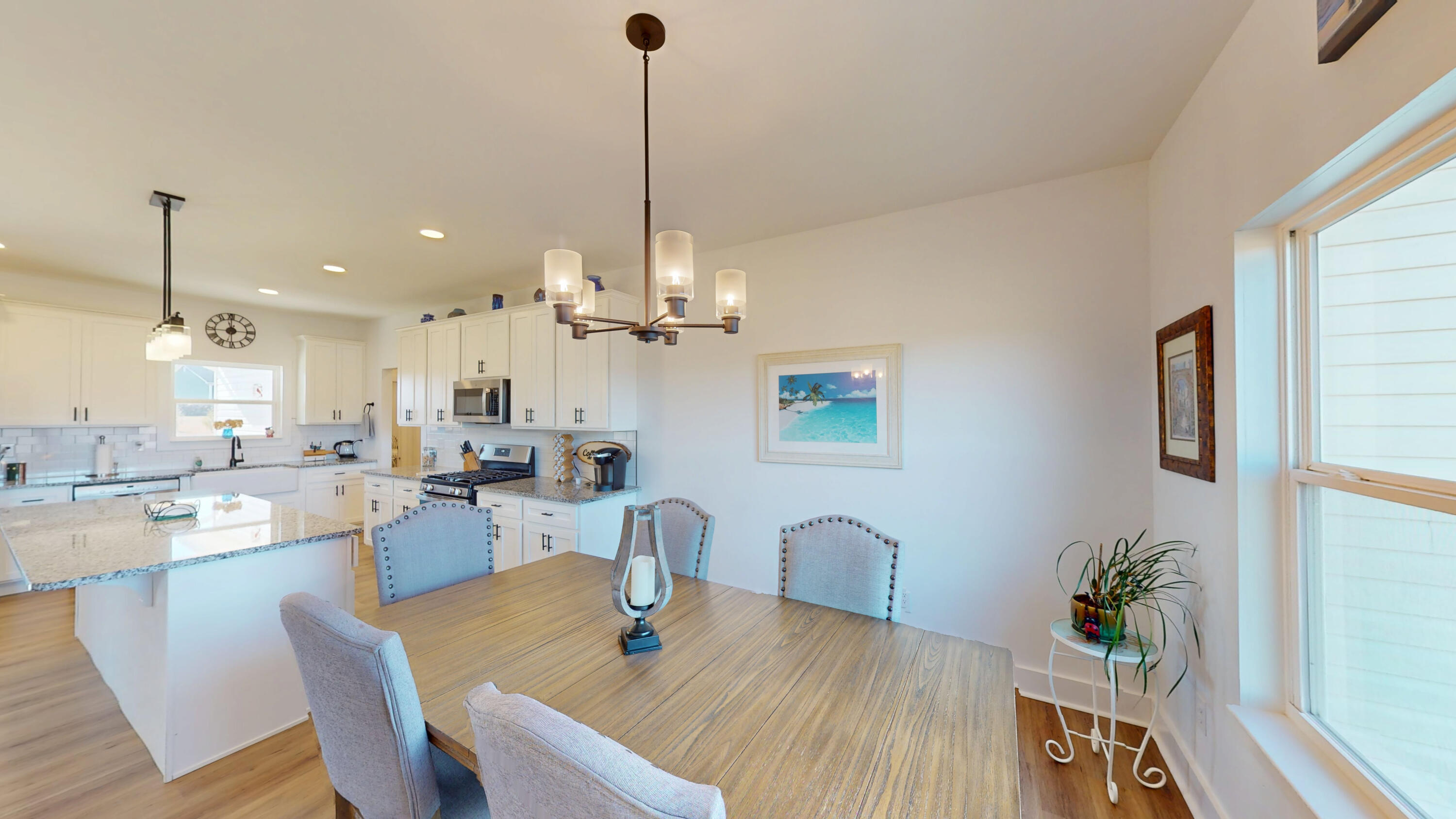 325 Henderson Road Evensville, TN 37332 - Photo 19 of 41 10-Dining Area 1.5