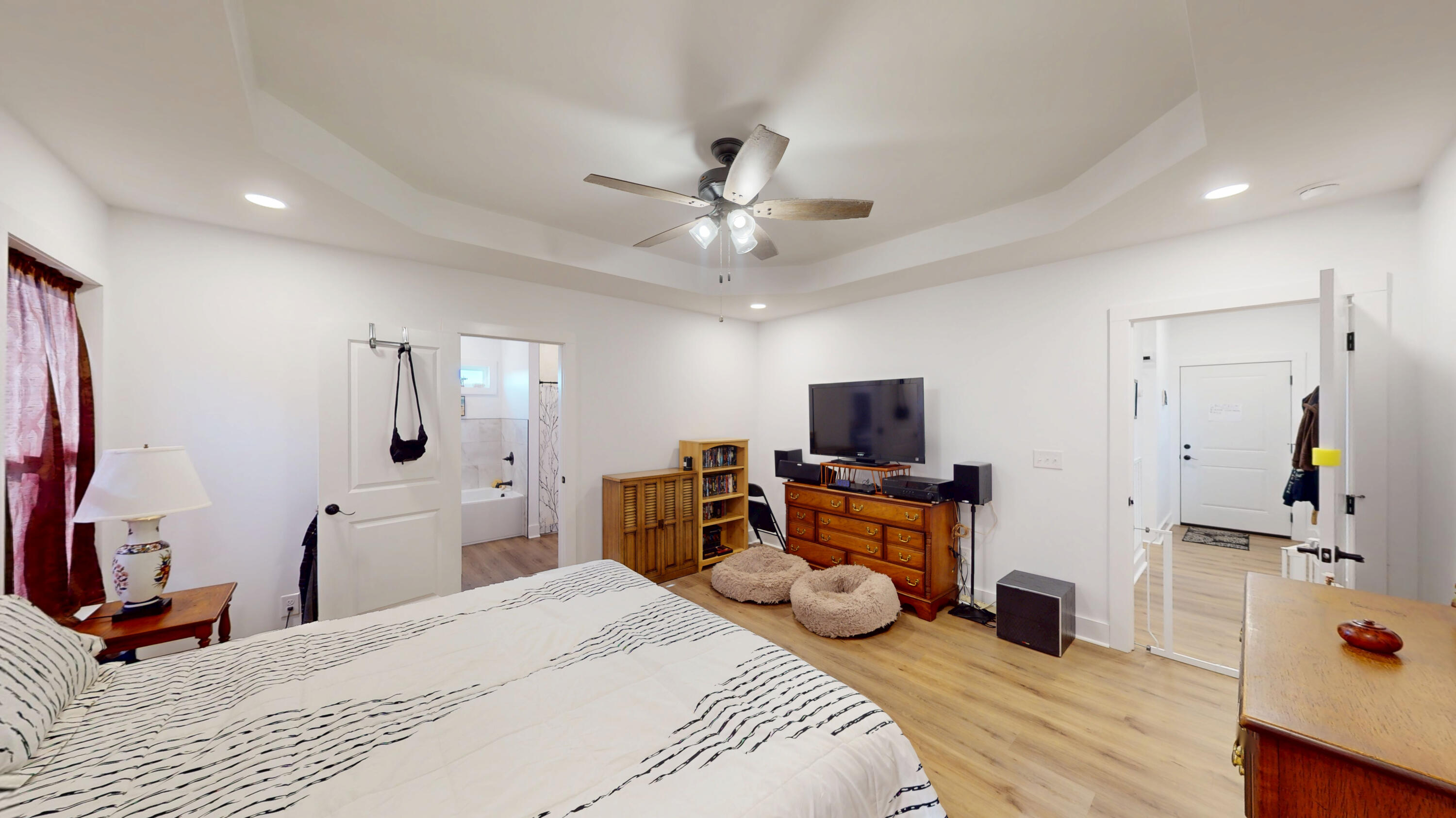 325 Henderson Road Evensville, TN 37332 - Photo 22 of 41 12-Master Bedroom 1.5