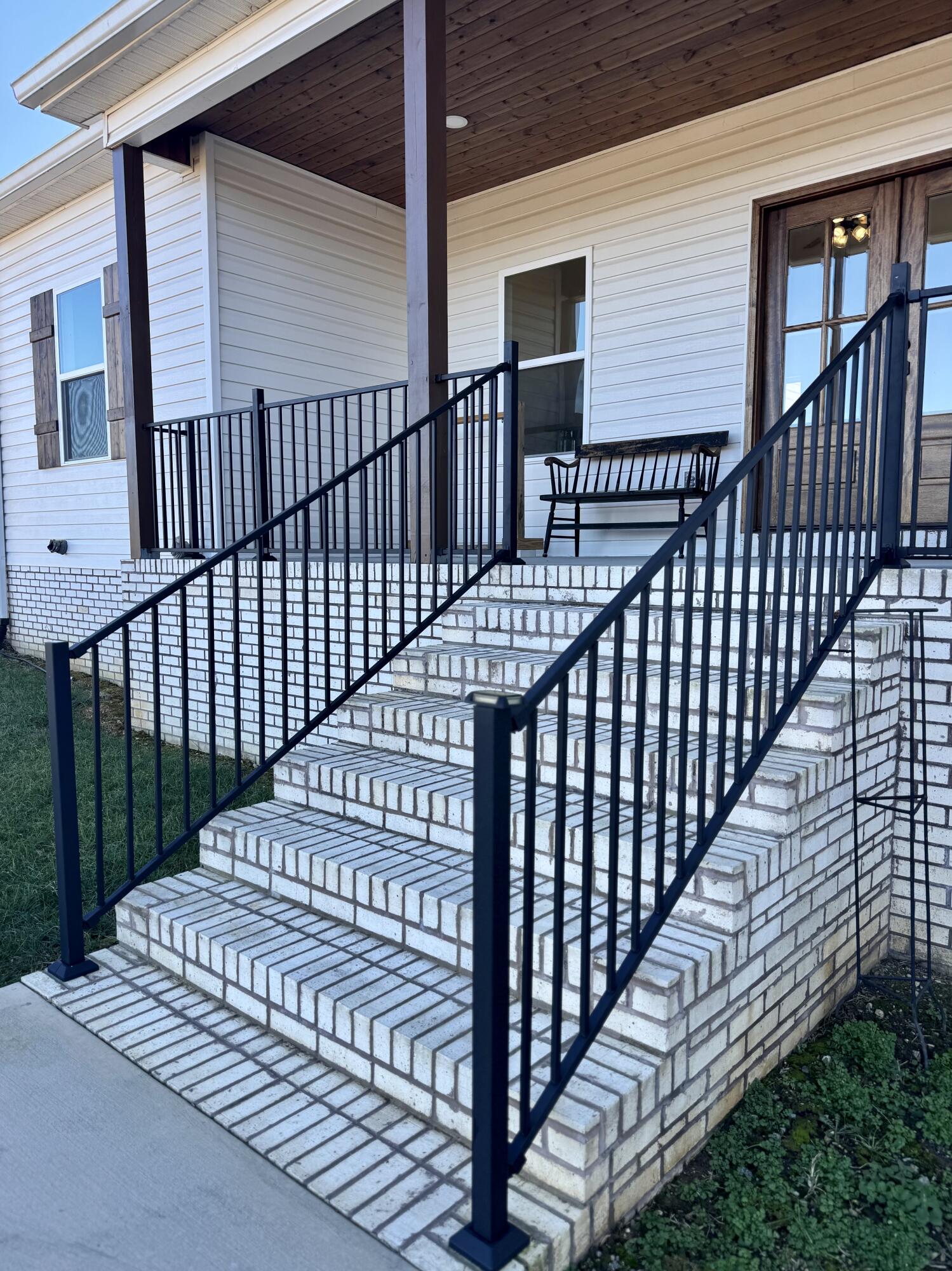 325 Henderson Road Evensville, TN 37332 - Photo 4 of 41 IMG_7682