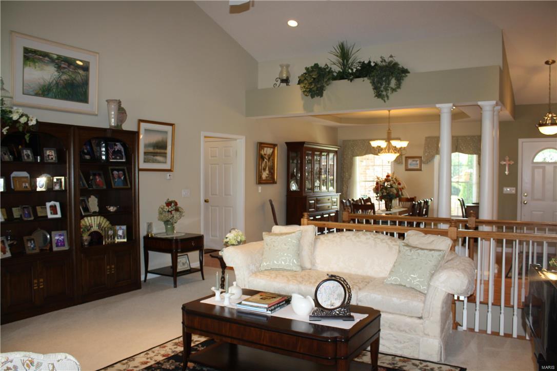 206 Country Ridge Columbia, IL 62236 - Photo 5 of 36 Gallery Image 5